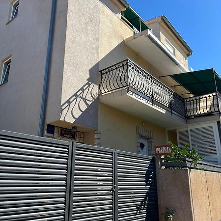 Apartments Jita Primošten Екстериор снимка