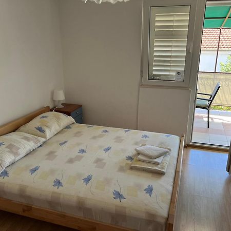 Apartments Jita Primošten Екстериор снимка