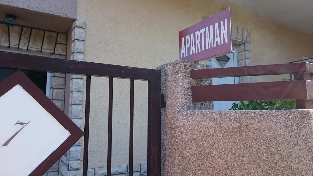 Apartments Jita Primošten Екстериор снимка